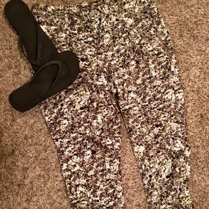 Simply Vera by Vera Wang Fun Patterned Pants SZ 12